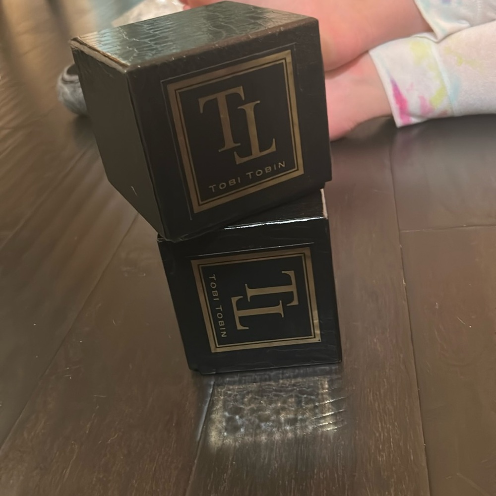 Toby Tobin candle 9oz